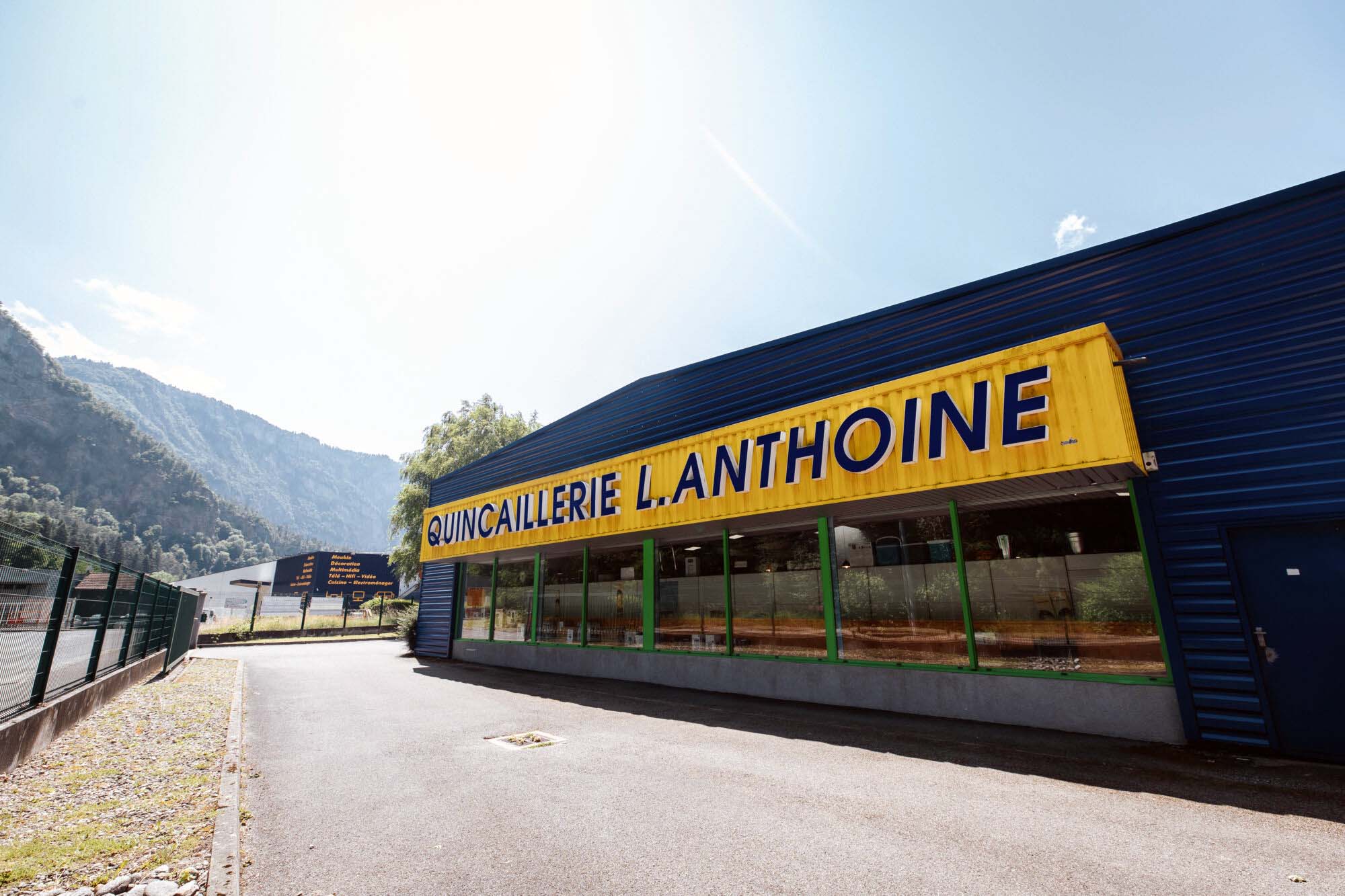 Quincaillleri L. ANTHOINE devanture